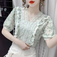 2021 summer new vintage floral embroidery chiffon shirt v neck lace stitching puff sleeve women tops tee shirt femme