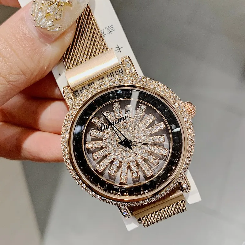 Женские часы с сетчатым браслетом Dimini красные магнитным на присоске женские