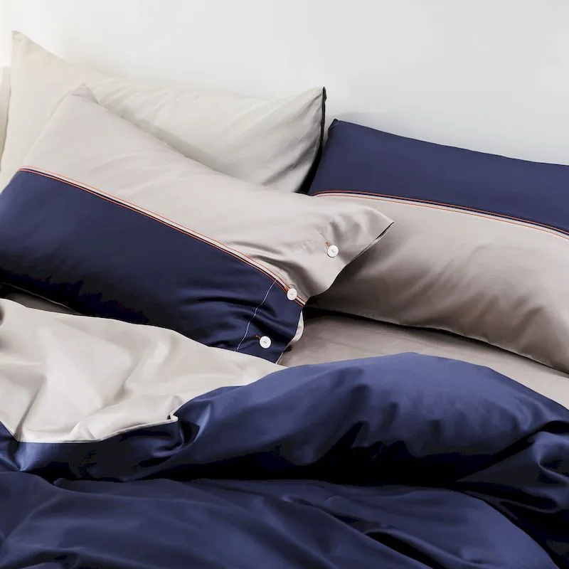 Комплект постельного белья с пододеяльником наволочкой и простыней из