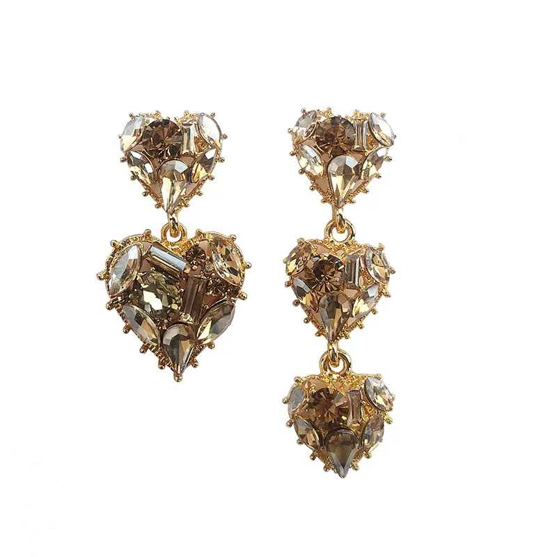 

New 2021 Luxury Champagne Full Crystal Heart Drop Earrings Elegant Asymmetry Dangle Party Jewelry Earings For Women