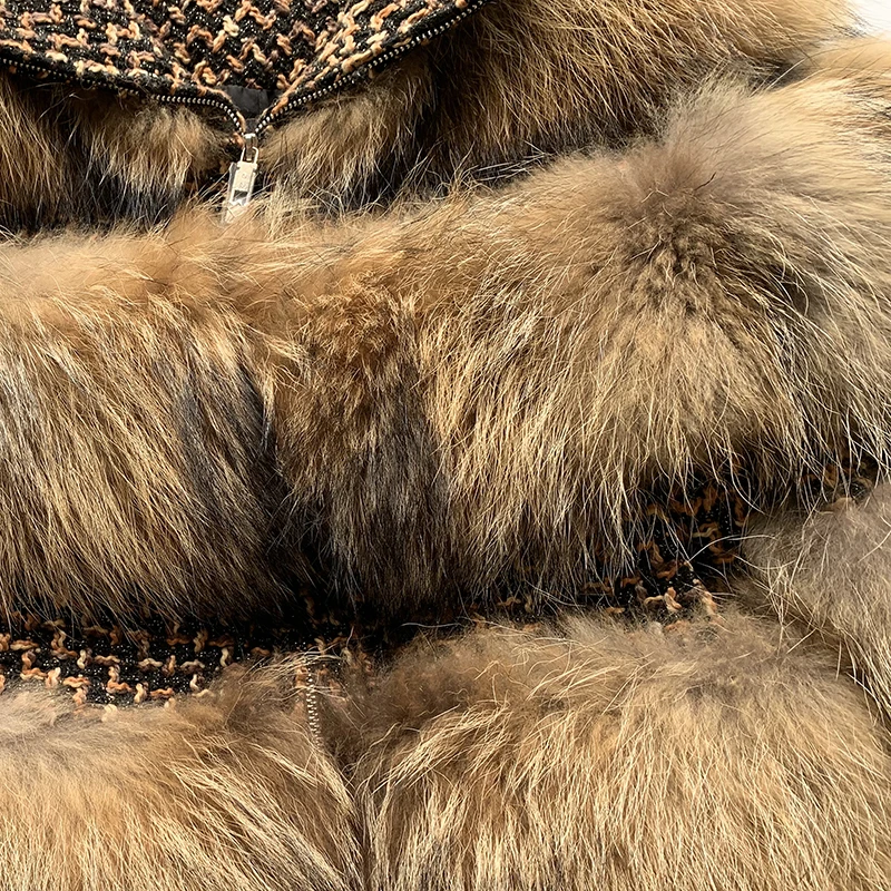 rf1930 Promotion Luxury Full Pelt Natural Raccoon Fur Striped Coat Women Zipper Long Sleeve Winter Real Fur Jacket