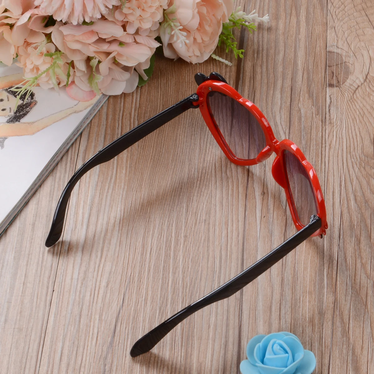 Gafas de sol a la moda para ni&ntilde;os y ni&ntilde;as, lentes de sol infantiles de dibujos animados con forma de coraz&oacute;n, accesorios de protecci&oacute;n para la playa, 6 colores-3