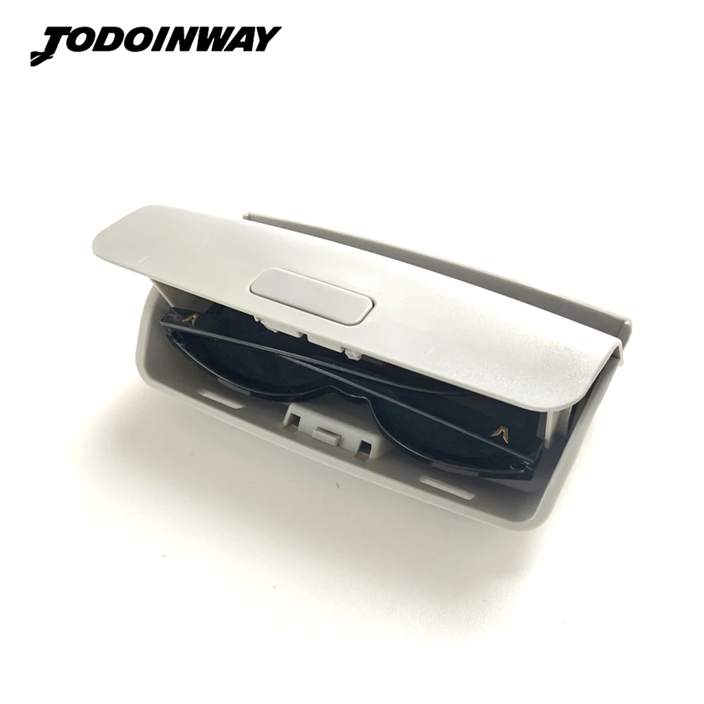

Storage Box Autos Parts Sunglass Eye Glasses Holder Box Case For PASSAT B6 For GOLF MK5 MK6 For SUPERB B6 3T For SEAT ALHAMBRA