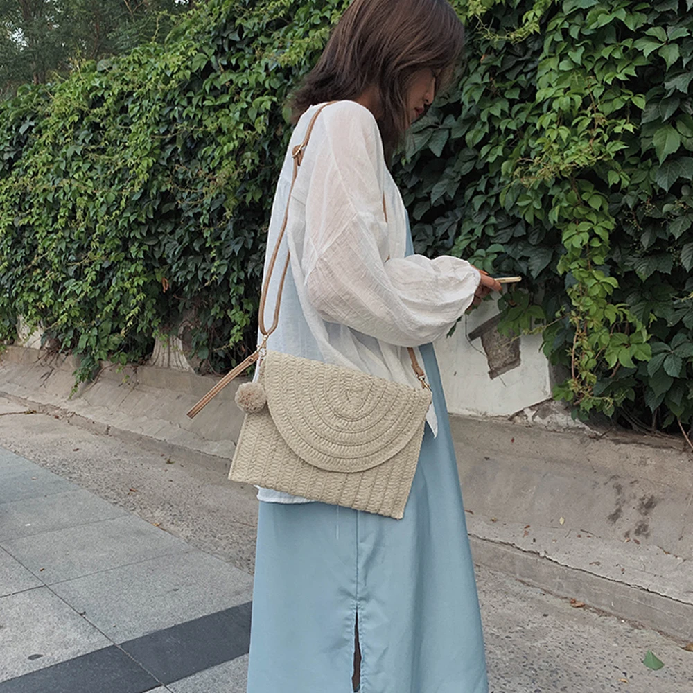 

2021 Newest Elegant Envelope Crossbody Bag Weave Straw Handbag Large Capacity Casual Retro Classic Shoulder Pack for Women