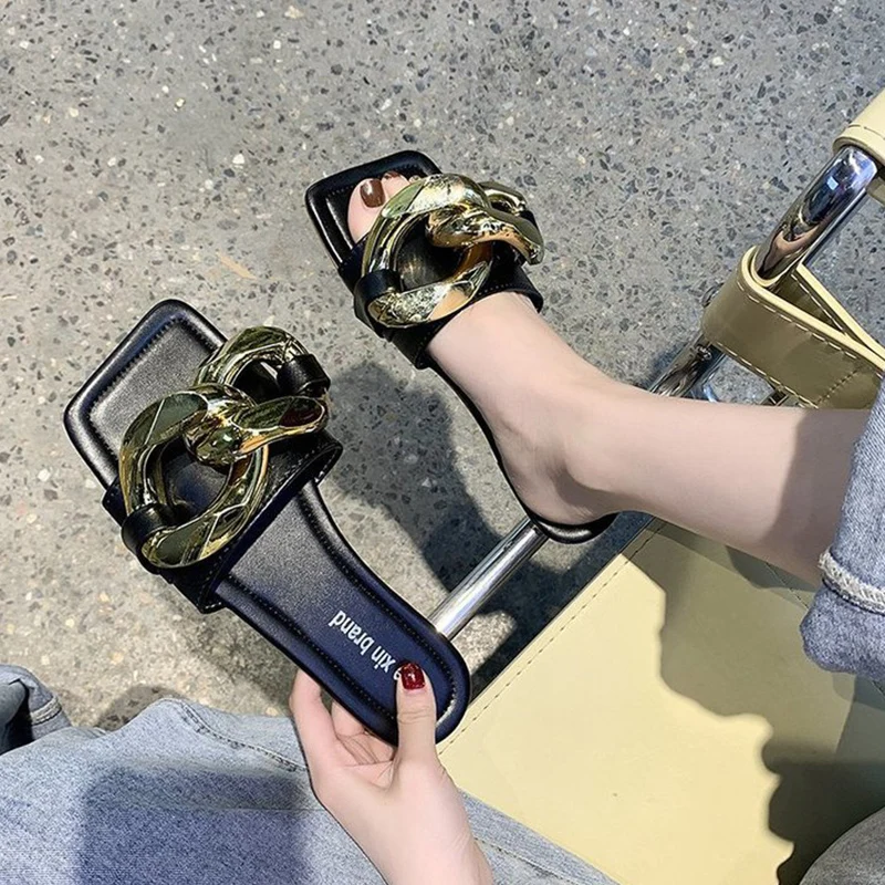 

Fashion Femal Slippers Shoes Woman Metal Ladies Slides Flat With Sandals For Ladies Outdoor Sandals Flip Flops Woman Slippers