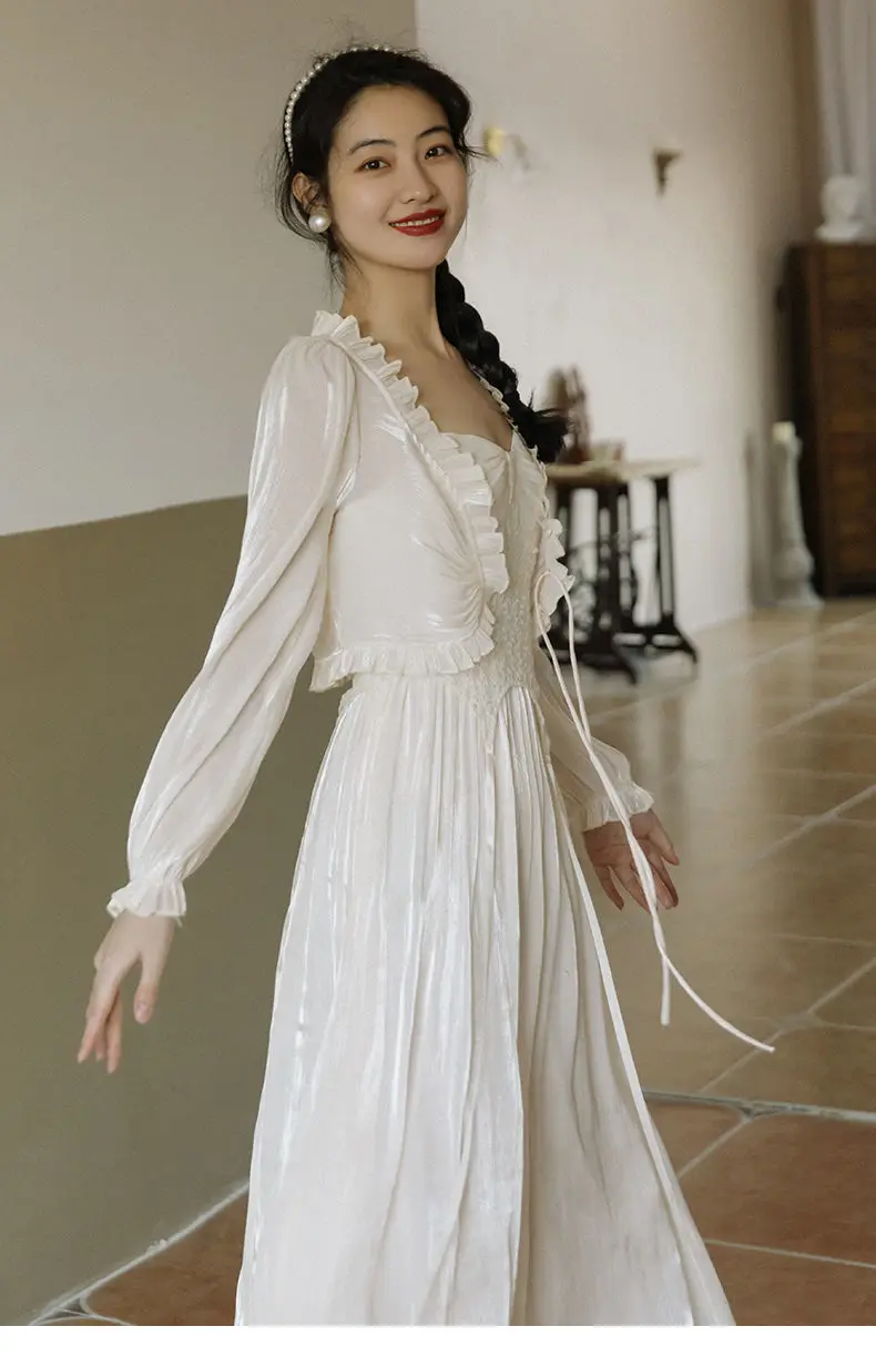 

Spring And Summer New Women's Super Gentle Wind Chic Design Sense Suspender Dress Retro Forest Holiday Suit Fairy