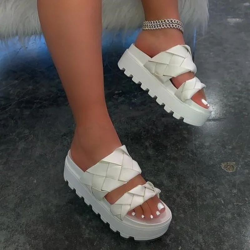 

Casual All-match Slippers Ms Autumn 2020 New Women Twist Straps Double-layer Platform Waterproof Platform Outdoor Beach Sandals