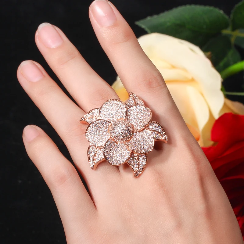 

QooLady Luxury Cubic Zirconia Stone Micro Pave Big Flower Rose Gold Color High Quality CZ Party Rings Jewelry for Women F010