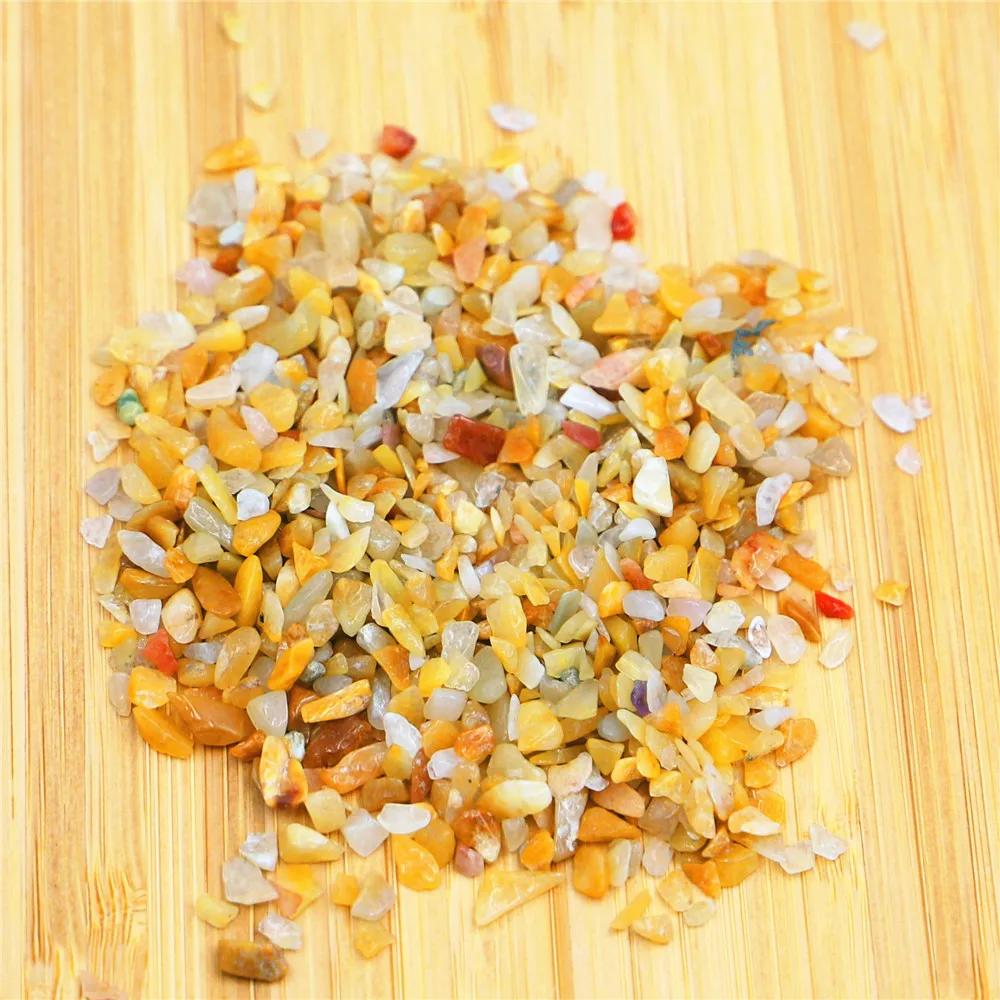 

Irregularly Polished Natural Rock Sodalite Drop Stones and Quartz Palm Beads Are Very Suitable for Fish Tank Decoration