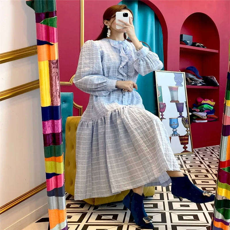 

2021 new round neck childlike age-reducing plaid wood ear dress with belt women