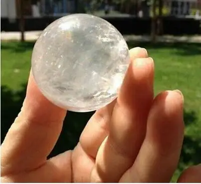 Натуральный прозрачный кварцевый шар целебный драгоценный камень 40 мм + быстрая