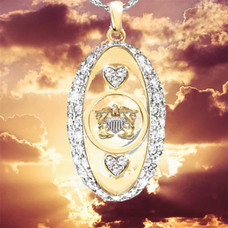

New fashion trend eagle pendant necklace Personality hip-hop diamond-studded Men's and women's necklace gifts Jewelry wholesale