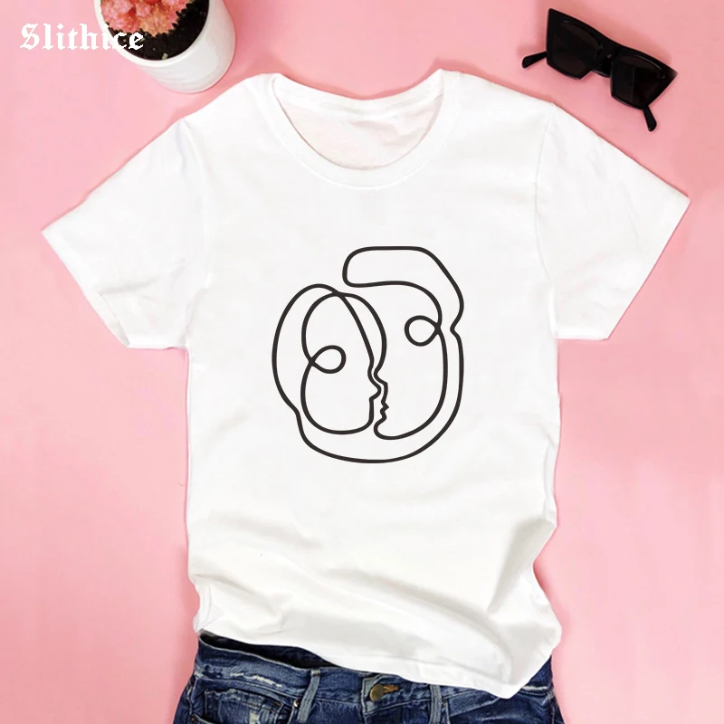 

Футболка женская, с коротким рукавом и абстрактным принтом