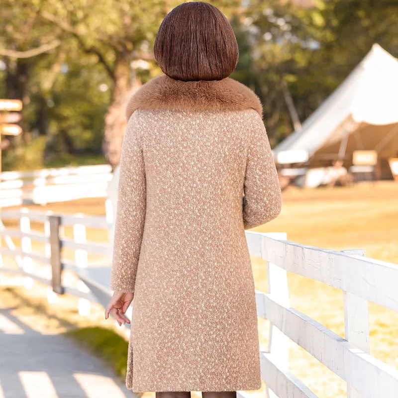 Classic coat Women Fur coats Middle age clothing Womens winter jacket with fur high quality Imitate Mink cashmere jacket 1434