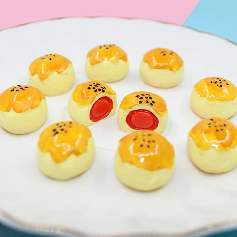 

5Pcs/lot Dollhouse Miniature Food Mini Egg-Yolk Puff Egg Yolk Crisp Doll Kitchen Toys Accessories