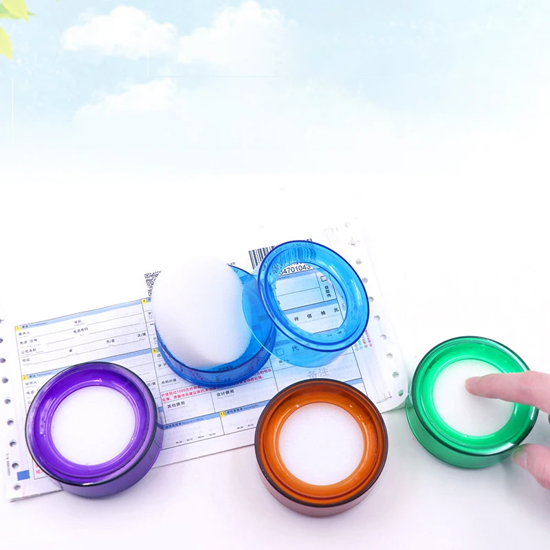 

1PC Finger Wet Sponge Finger Dampener Finger Wetting Sponge Damper Count Cute Money Paper Creative Round Case Random Colors