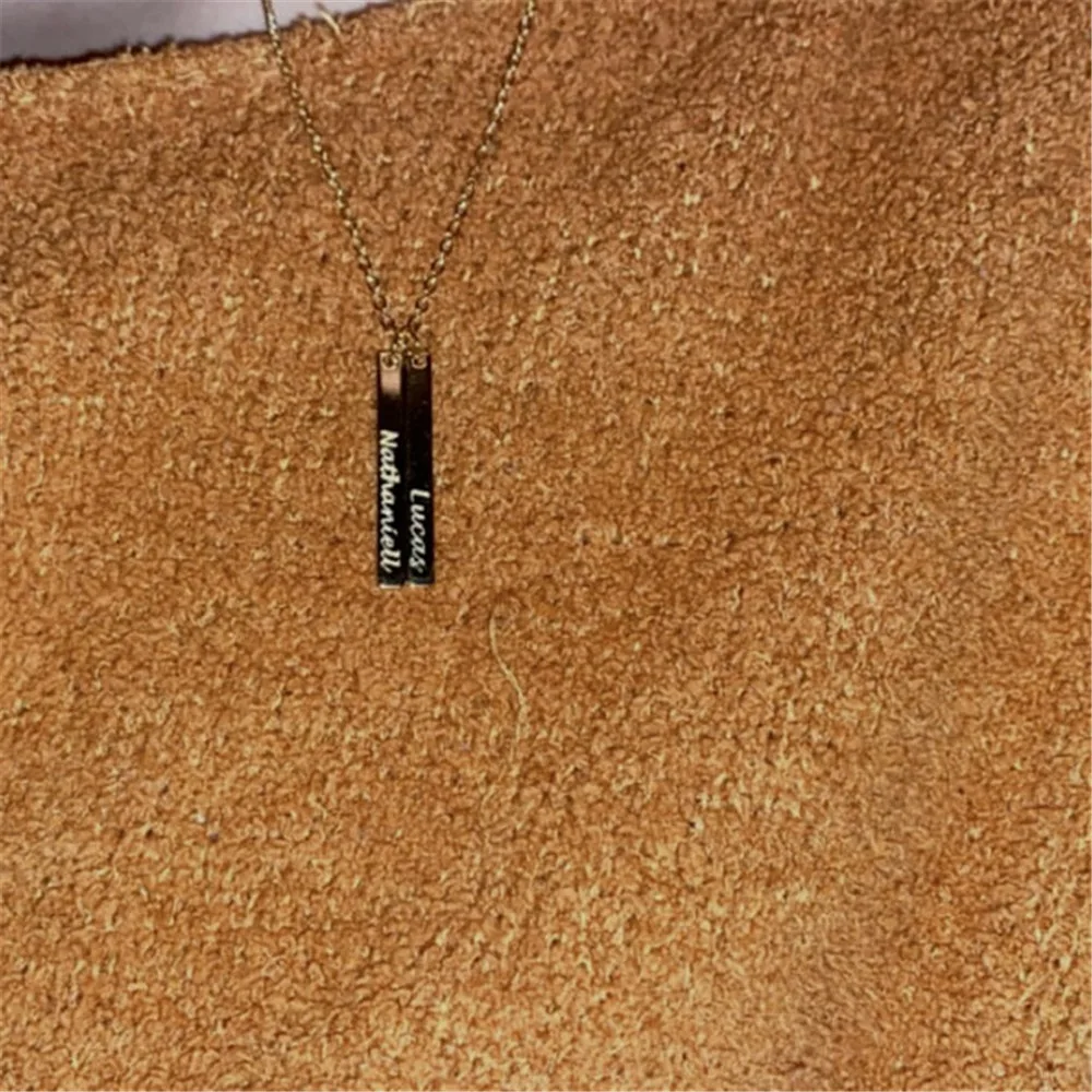 

AurolaCo Customized Name Necklace Personalized Stainless Steel Gold Choker Pendant Nameplate Necklace For Women Jewelry Gift