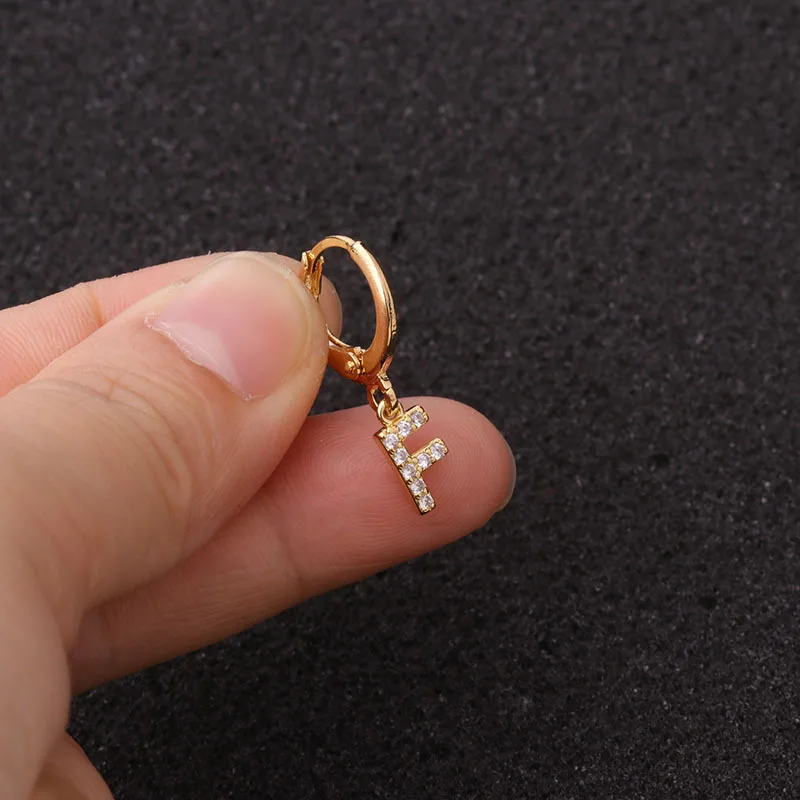 1PC Creative Cz 26 English Letters Hoop stud Earring Zircon Personalized Cartilage Earrings Puncture Helix Piercing Jewelry