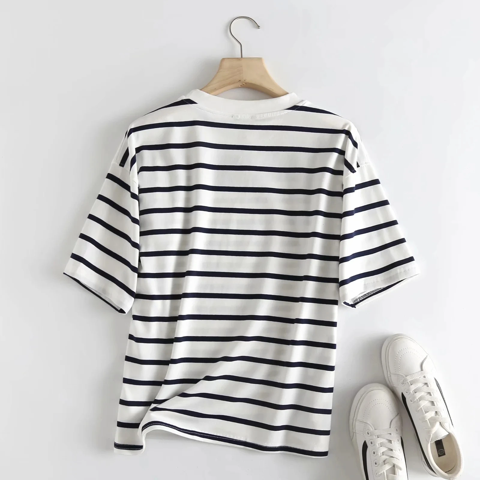 Женская Винтажная футболка в полоску с круглым вырезом | Футболки