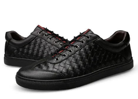 

3406- new men's shoes,
