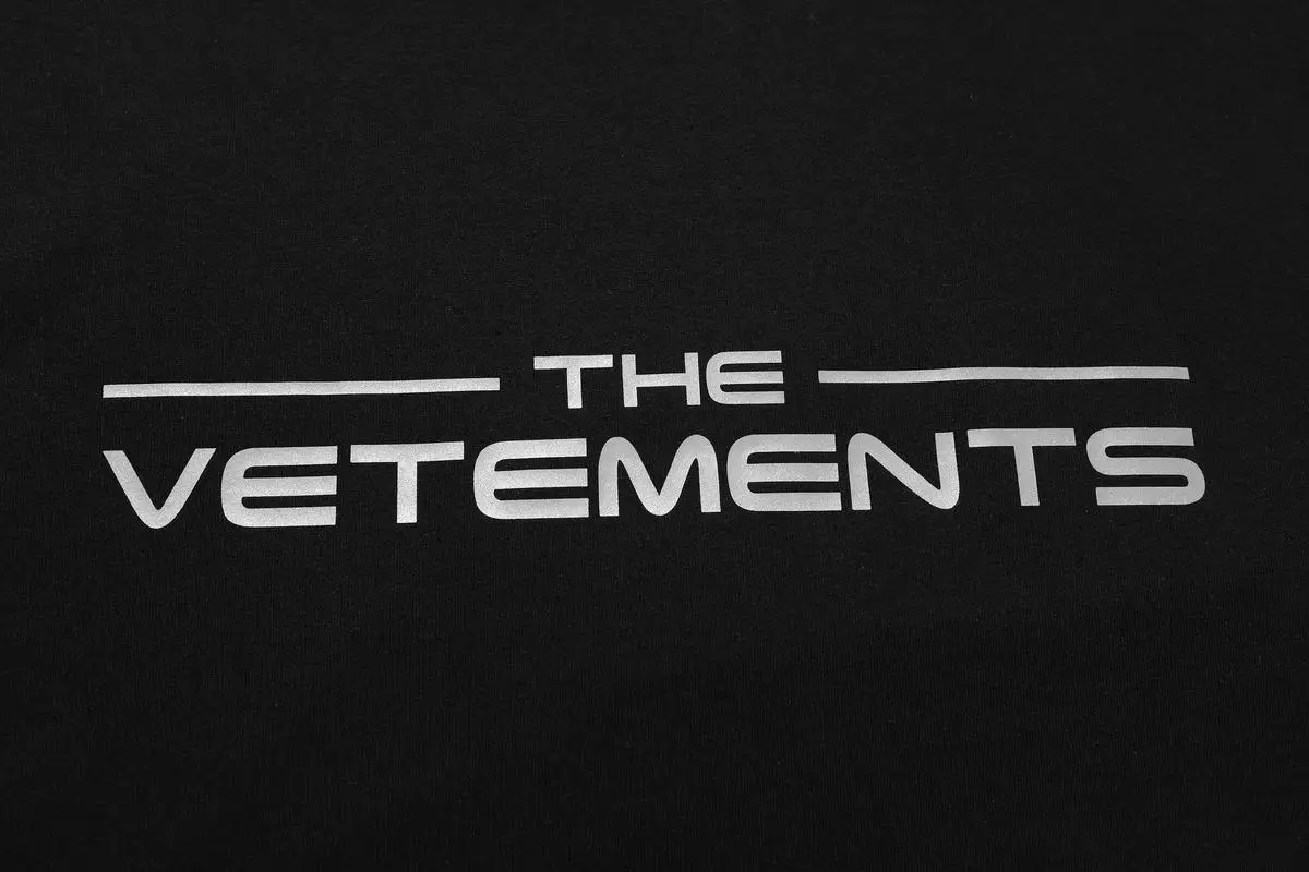 

Vetements tshirt VTM logo 3m reflective men women loose Vetements top tee streetwear hip hop kanye west Vetements t shirt