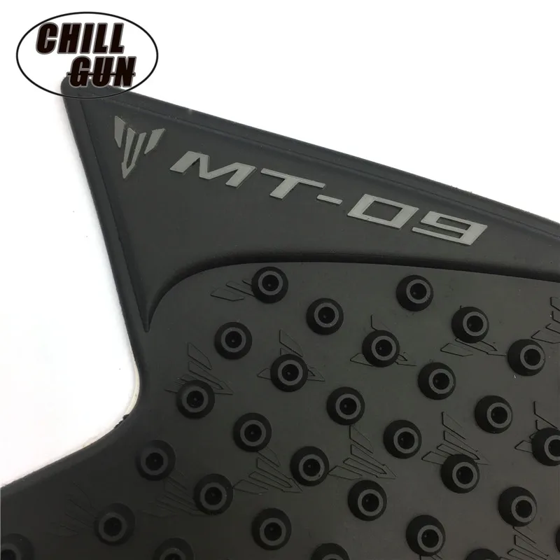 Защита мотоцикла противоскользящая накладка на бак наклейка газ колено