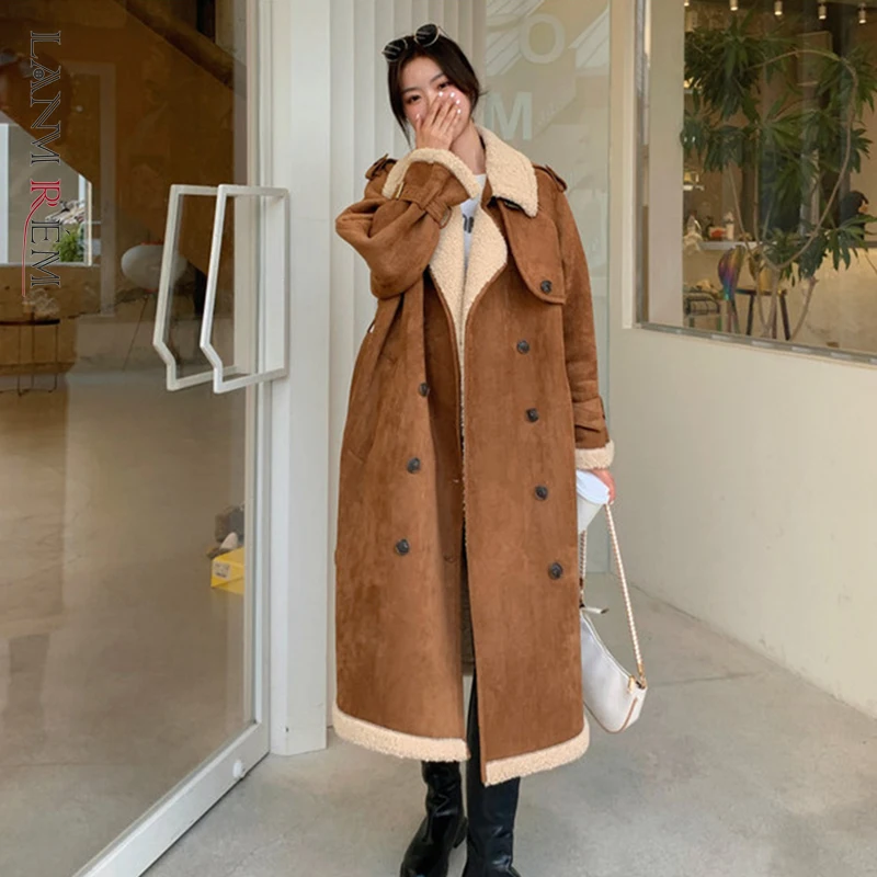 

LANMREM 2022 Winter New Lamb Wool Coat Women's Loose Long Sleeve Solid Color Bandage Outwear Female Fashion Clothing 2W1844