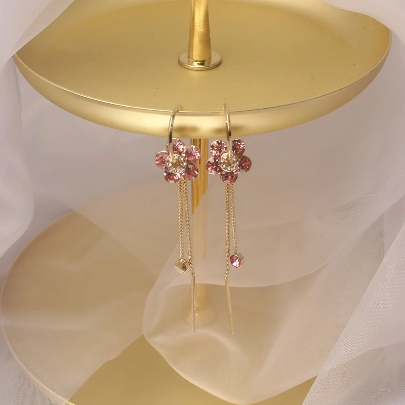 Блестящие боковые новые аксессуары серьги гвоздики в виде цветка с кристаллами