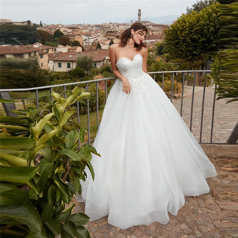 

Милое Кружевное Платье трапециевидного силуэта, свадебное платье, бандажная юбка из тюля на спине, 2021 искусственная, без рукавов, со шлейфом...