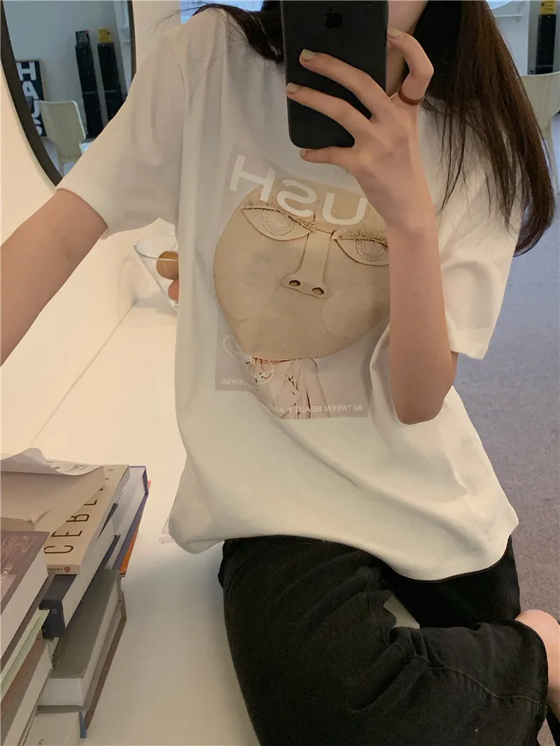 

2021 Summer Women T Shirt Humorous Abstract Face Short Sleeve White T-shirt Tops