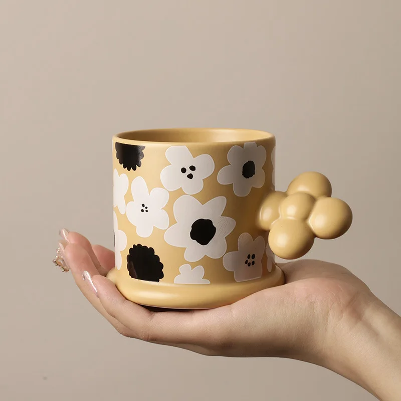 

Vintage Ceramic Floral Blossom Mug With Flower Handle Creative Milk Tea Water Cups Handmade Coffee Cup For Birthday Wedding Gift