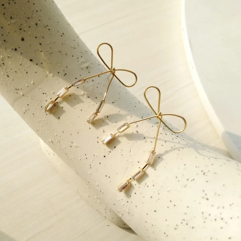 

Korean Trendy Exquisite Rhinestones Bow Stud Earrings Temperament Sweet Women Girl Fashion Jewelry Accessories