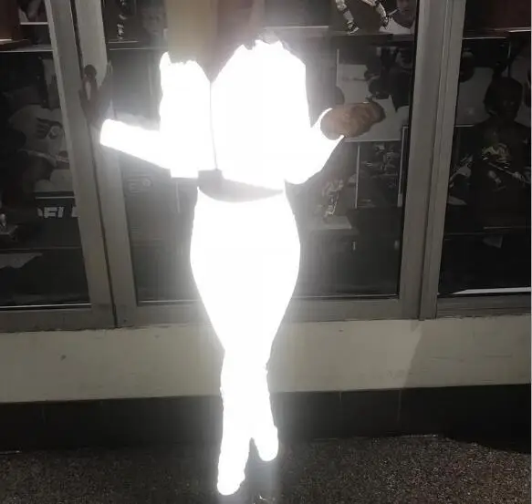 Женский спортивный костюм из 2 предметов светоотражающий укороченный топ и брюки