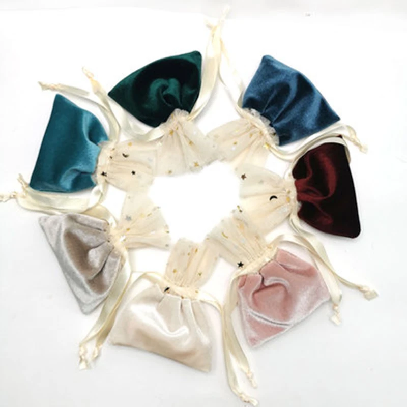 

Creative Velvet Yarn Jewelry Pouch Wedding Candy Chocolate Gift Lipstick Bag 10x12.5cm Travel Makeup Bags Mini Beauty Case