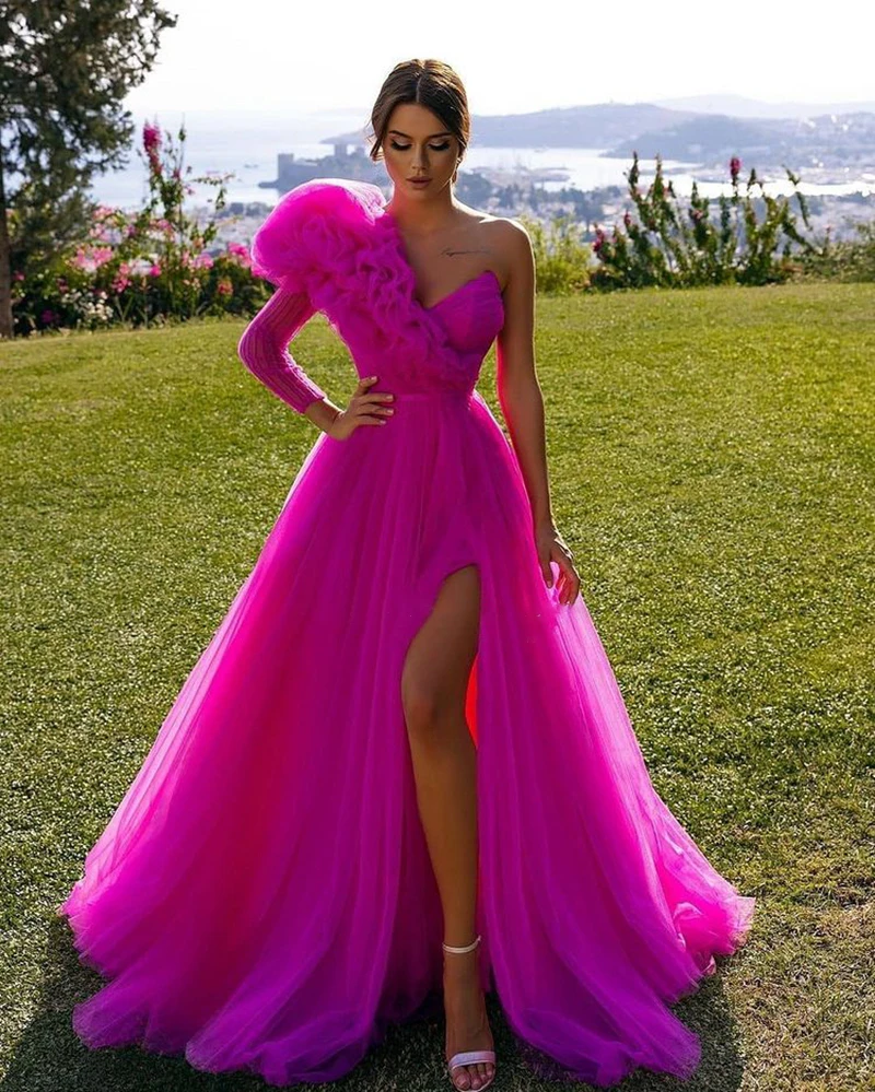 

One Shoulder A Line Prom Dress Ruffles Rose Red Tulle Side Split Sweep Train Boho Women Cocktail Party Gowns Vestido De Fiesta