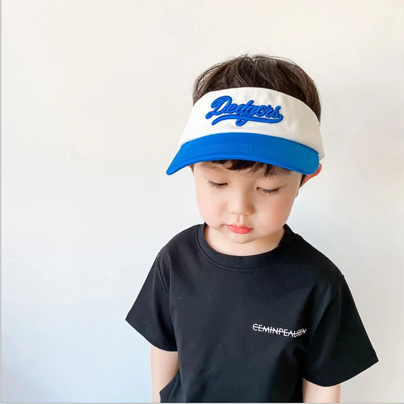 

Для детей, на лето Snapback солнцезащитный козырек шапка для маленьких детей; Хлопковые брюки для мальчиков и девочек в стиле «хип-хоп» с вышито...