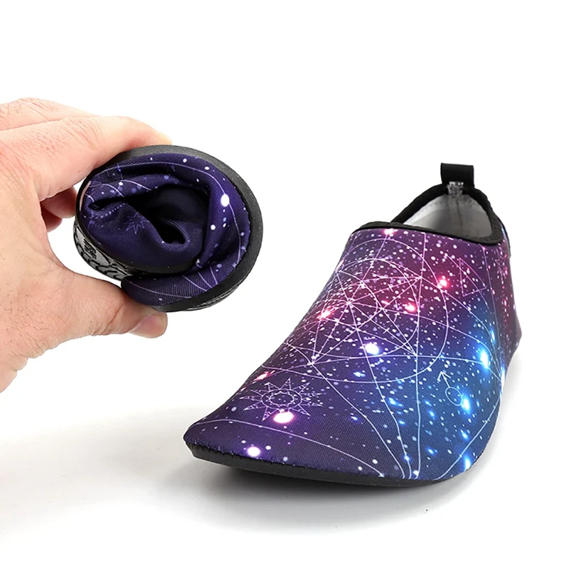 

Printed Lightweight Anti-slip Quick Drying Slip Water Shoes On Socks Footwear Outdoor Beach Swimming Sports Accessories