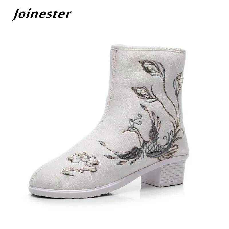 

Ethnic Embroidery Ankle Booties for Female Side Zip Cotton Fabric Autumn Short Boots Chinese Style Mid Heel Dress Boot