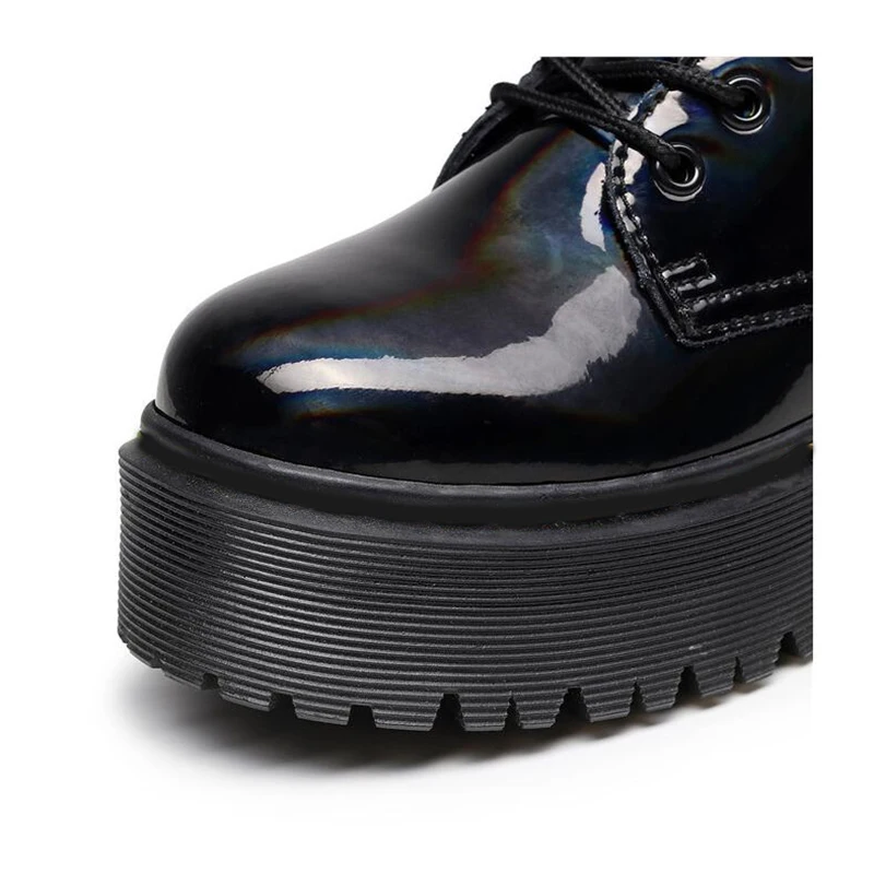 Модные черные ботинки из лакированной кожи в готическом стиле с 10 отверстиями