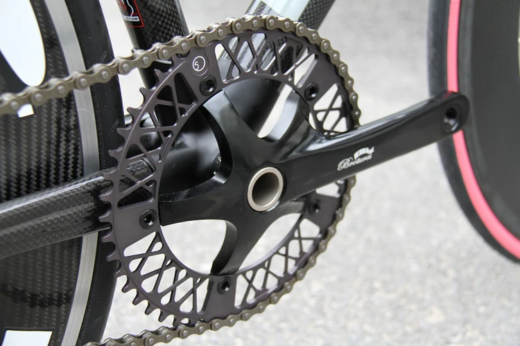 Велосипедная цепь с фиксированной передачей односкоростная шатунная пластина