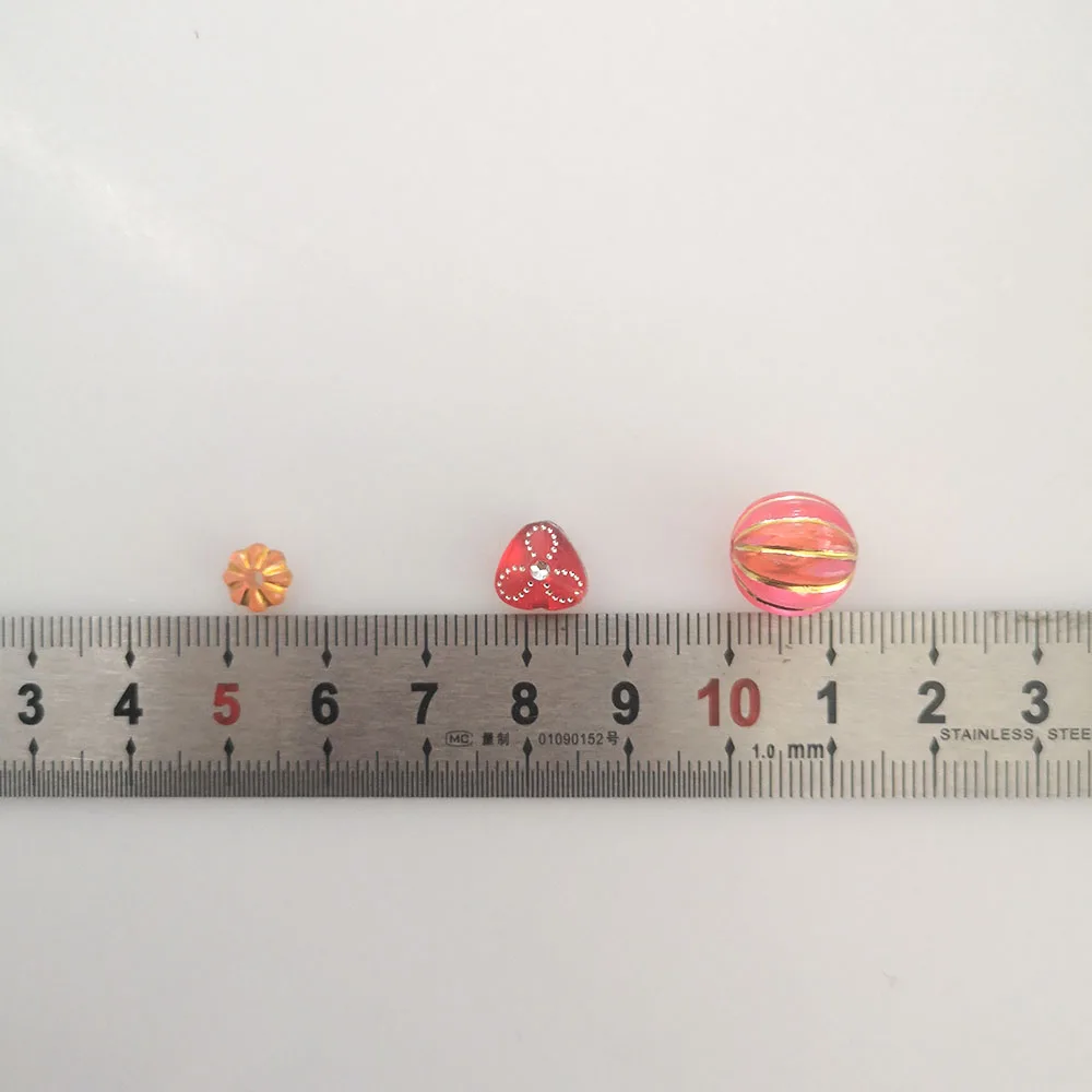 

Peach heart plum blossom imitation pearl clothing decoration accessories 6-12mm handmade material beaded ABS loose beads