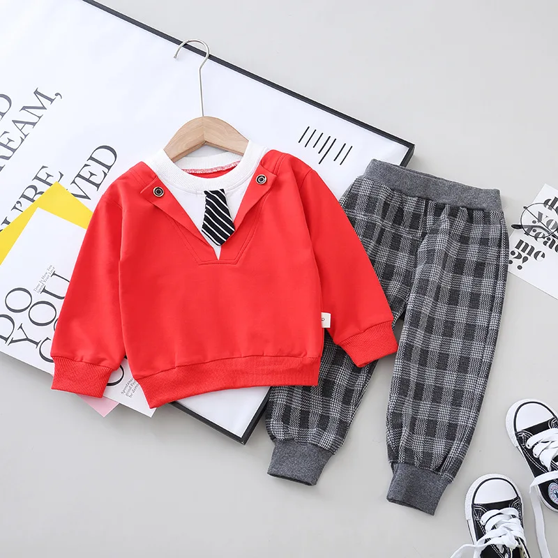 Комплект одежды для маленьких мальчиков сезон осень-весна Модный комплект