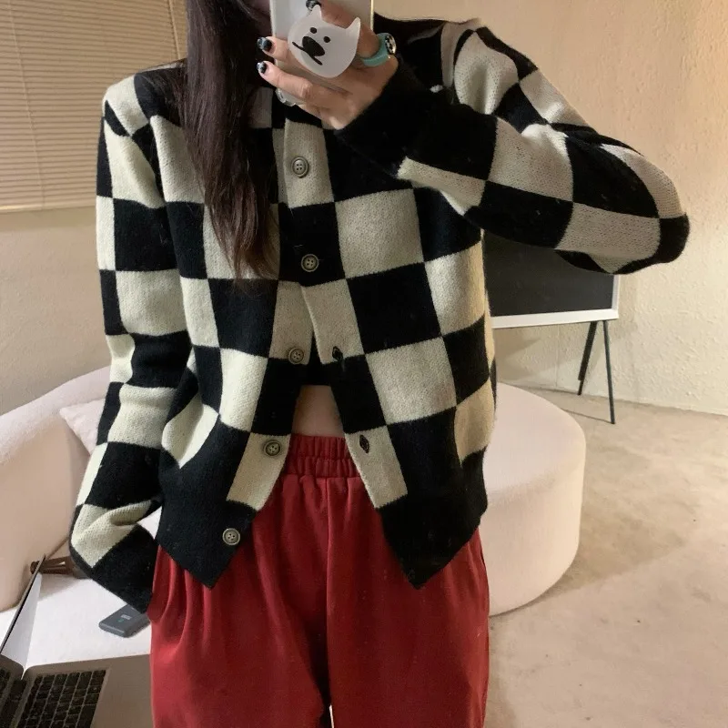 

Корейский стиль, женский осенне-зимний вязаный кардиган, свитера, пальто, женские черно-белые клетчатые вязаные свитера, кардиганы (N0223)
