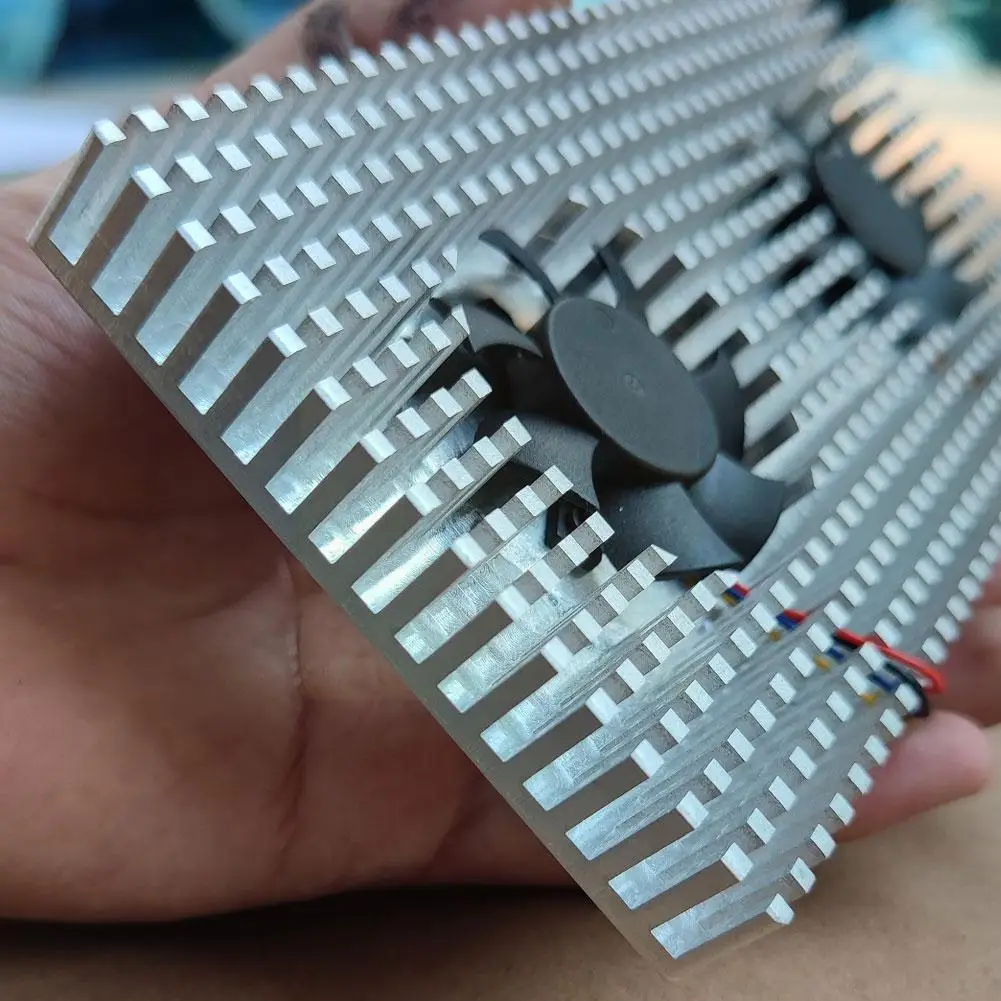 

1PC Aluminum Alloy Heat Sink RTX3090 3060 3080 Graphics Fan Card Heat Fan Cooling Replacement Parts Computer Sink D9G0