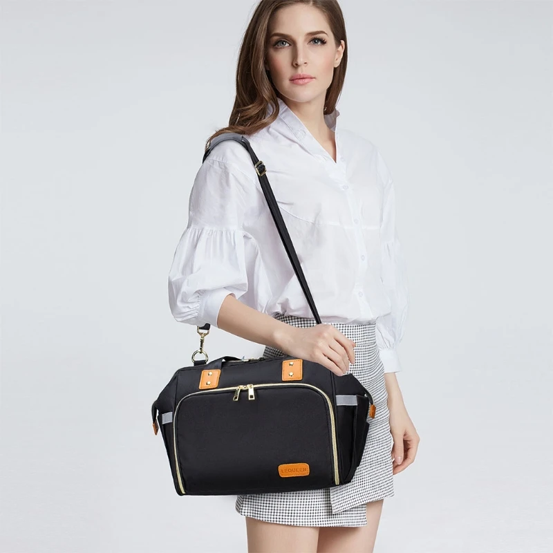 

Large Capacity Diaper Tote Bag Travel Baby Care Shoulder Handbag with Bottle Bag Pocket Stroller Straps for Mom Dad