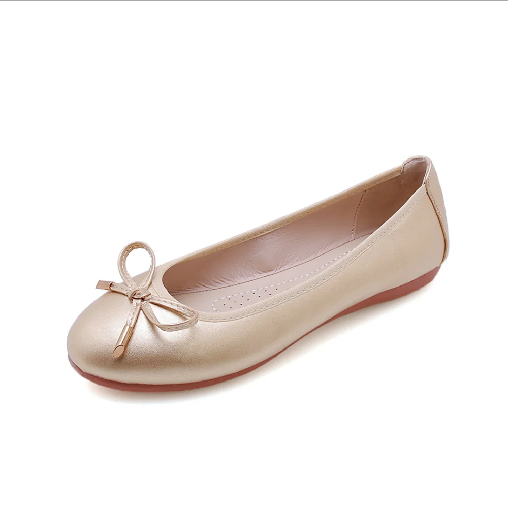 Мокасины женские кожаные на плоской подошве брендовые дизайнерские лоферы без