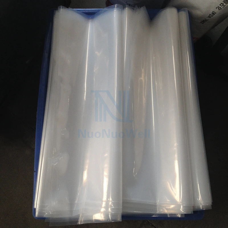 Пленка Полиэтиленовая непромокаемая для садовых теплиц 0 08 мм ширина 1