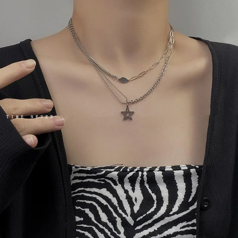 

U-Magical Hiphop Double Layer Asymmetry Stainless Steel Star Pendant Necklace for Women Hollow Chunky Chain Necklace Jewelry