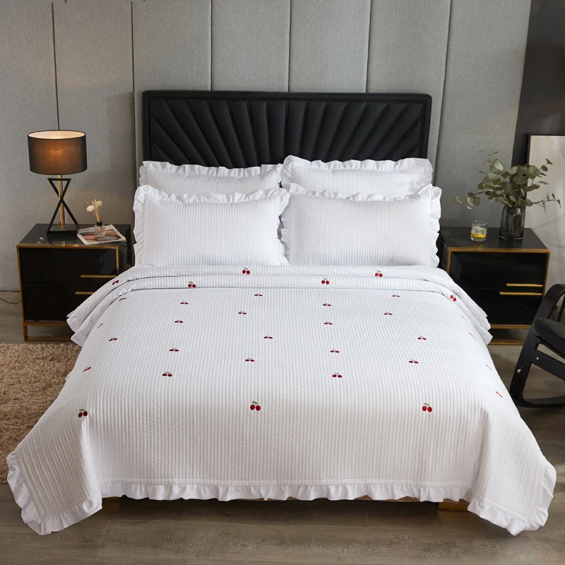 

Embroidered Bedspread on the bed linen Linens for home Antibacterial bed cover quilted double blanket Bedspreads bed Plaid