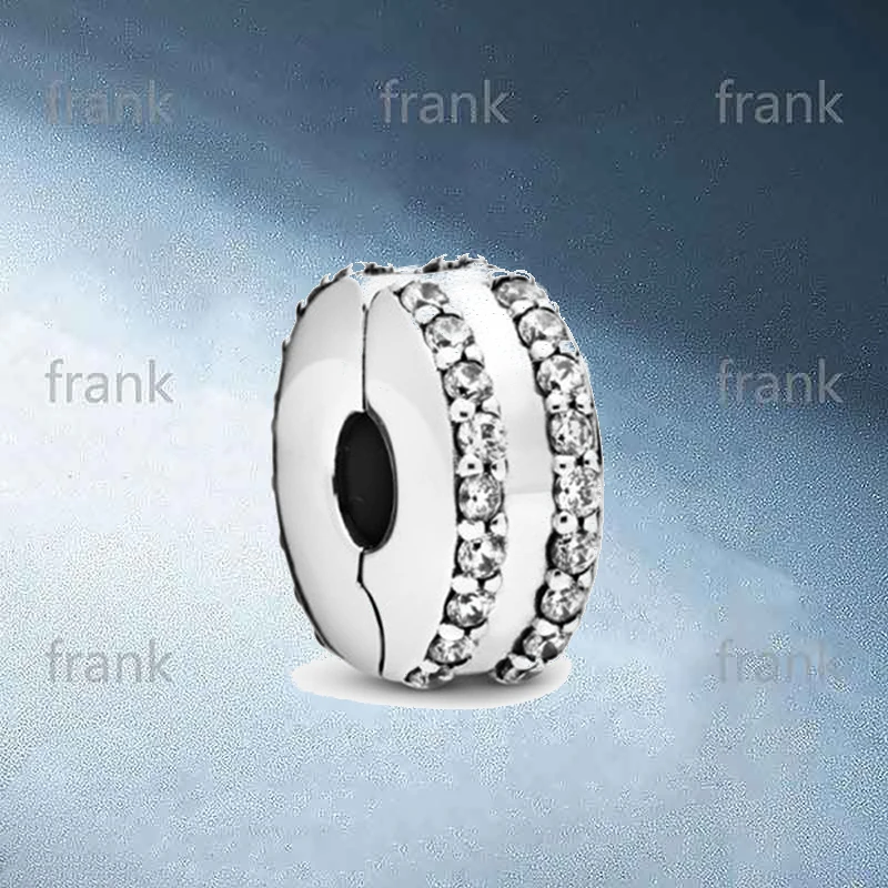 

798422C01 Double Lined Pave Clip